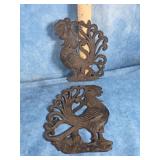 VINTAGE CAST IRON ROOSTER WALL DECOR SET OF 2