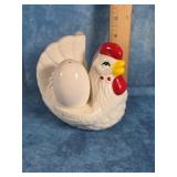 CHICKEN WITH EGGS SALT & PEPPER SHAKERS