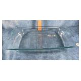 PYREX CLEAR GLASS 9" x 13" CASSEROLE DISH