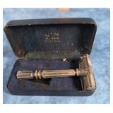 GEM MICROMATIC "CLOG-PRUF" SAFETY RAZOR
