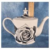 STECHCOL WHITE & BLACK CHINA ROSE FLORAL TEAPOT