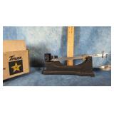 TEXAN BALANCE BEAM POWDER SCALE IN BOX