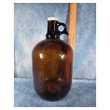 ONE GALLON AMBER GLASS A& W ROOTBEER BOTTLE