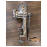 GRISWOLD NO. 3 CAST IRON MEAT GRINDER