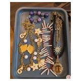 COSTUME JEWELRY BOX LOT