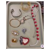 COSTUME JEWELRY BOX LOT