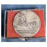1993 JOHN DEERE HAPPY HOLIDAYS PEWTER ORNAMENT