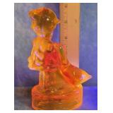 L.E. SMITH AMBERINA "GOOSE GIRL" GLASS FIGURINE