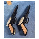 VTG. NOVELTY REVOLVER SALT & PEPPER SHAKERS