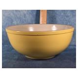 10 1/2" PYREX PRIMARY YELLOW NESTING MIXING BOWL