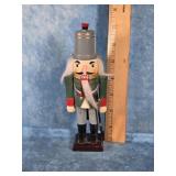 7.5" TRADITIONAL WOODEN SOLDIER NUTCRACKER
