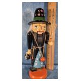 HALLOWEEN THEMED WOODEN WITCH NUTCRACKER