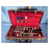 #189368 CLARINET APPEARS HARD PLASTIC IN CASE