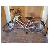 2 Vintage Bikes -Triumph & Free Spirit  3 Speed