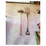Pitchfork  & Sledge Hammer