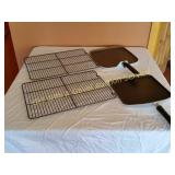 2 Coated Cooling Racks & Griddles