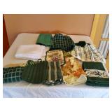 Green Kitchen Linens & Tablecloth