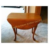 BroyHill Oak Drop Leaf Side Table