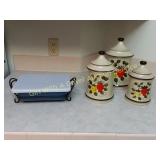 Strawberry/Pear Canisters (chips on lid) Casserole