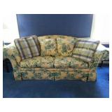 Pennsylvania House Estate Floral Love Seat