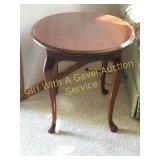 Oval Queen Ann Cherry Side Table