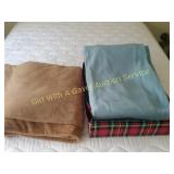 Woolrich & Fleece Throw Blankets