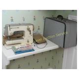 Bernina Sewing Machine w/Foot Pedal & Case