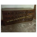Retro 9 Drawer Dresser