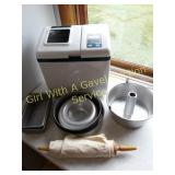 Bread Maker, Foley Rolling Pin, Cake Pans