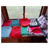 Red & Green Table Cloths, Runners,