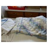 Queen Quilt Comforter & Queen Sheet Set