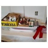 Large Lot of Xmas-Wrapping, Bags, Decor, Cards etc