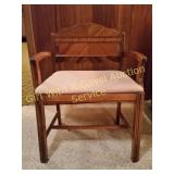 ANTIQUE MAPLE TELEPHONE CHAIR