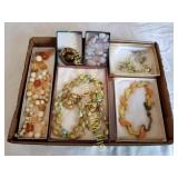 VARIETY OF LADIES VINTAGE NECKLACE, BROOCH