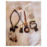 VARIETY OF LADIES ETHNIC STYLE NECKLACES