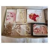 VARIETY OF LADIES VINTAGE FAUX PEARL NECKLACES