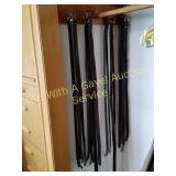 VARIETY OF MENS & WOMENS BELTS INCLUDING LEATHER