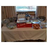 LARGE LOT OF VARIETY OF BAKING PANS