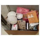 LARGE LOT OF VARIETY OF LIGHT BULBS