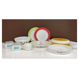 Group of Pyrex and Other Glass Kitchenware