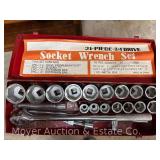 3/4" Drive Socket Wrench Set, in Metal Case