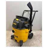 DeWalt16 Gallon Wet/Dry Vac