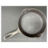 Griswold No. 3 Cast Iron Skillet, 7"w