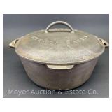 Griswold No. 9 Cast Iron Dutch Oven, with Lid