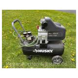 Husky 8gal. Portable Air Compressor, 1.5hp, Works