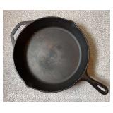 Lodge 10SK Cast Iron Skillet, 12'w