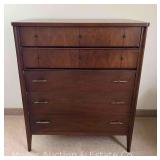 Broyhill Mid-Century Modern 5 Drawer Chest of Drawers, 39"x19"x47"h