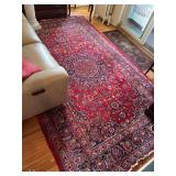 Oriental Rug, 126'x77'