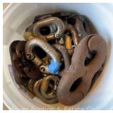Bucket of Chain Connectors