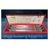 MAC Tools Universal Serpentine Belt Wrench Set, with Case